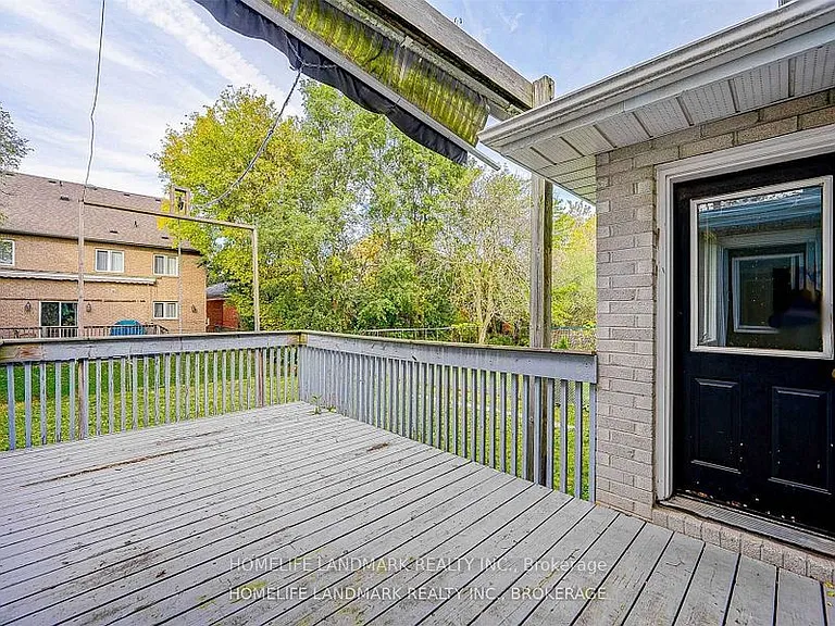 44 Frontenac Ave — Photo 37