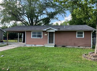 308 Fink Dr, Springdale, AR 72764
