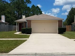 1911 Hunters Trace Cir, Middleburg, FL 32068
