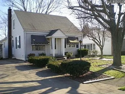 251 Struthers Liberty Rd photo 1
