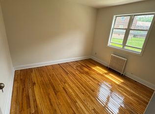 61-58 223rd Pl, Oakland Gardens, NY 11364