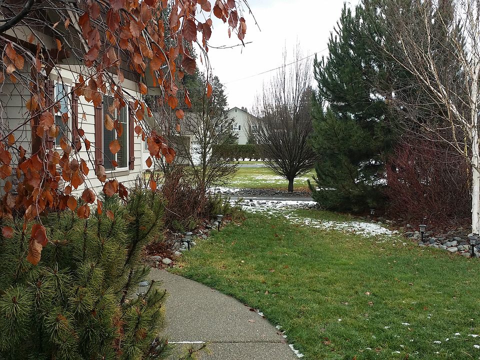 1st image of 804 Broadway Ave