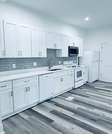 2nd image of 510 N 2nd Avenueunit #A