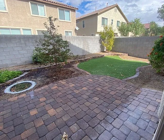 1922 Silver Crest Ct — Photo 24