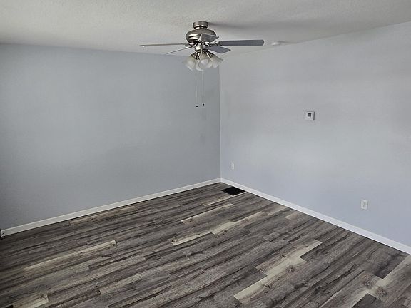 4th image of 500-514 Nova St
