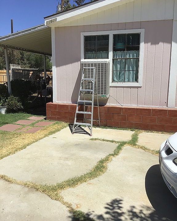 2nd image of 51920 Maxine Ave
