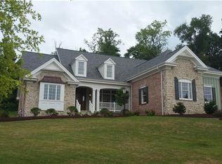 100 Fair Acres Dr, Upper St Clair, PA 15241