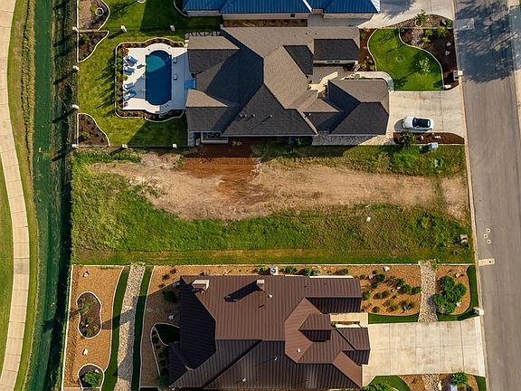 4th image of 3144 Pinnacle Club Dr