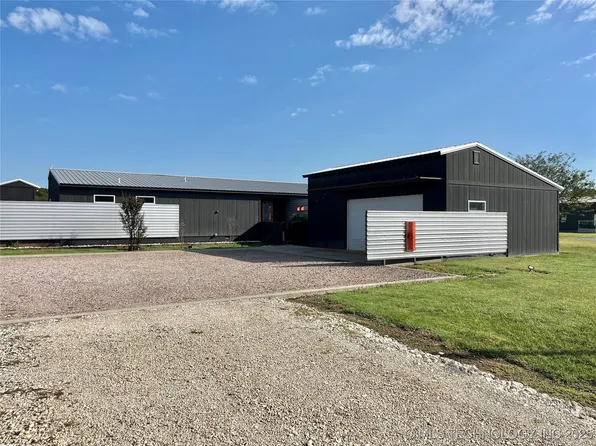 6711 Bobbie Little Dr, Kingston, OK 73439