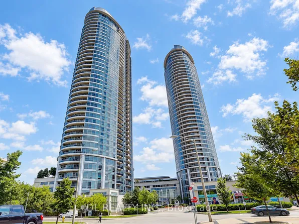 125 Village Green Sq #1208, Toronto, ON M1S 0G3