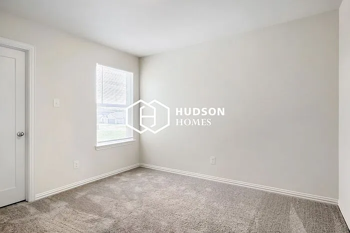 120 Kainos St — Photo 8