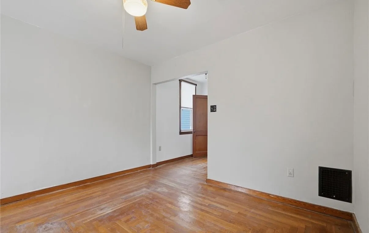 3 bed, $1,250 — Photo 3