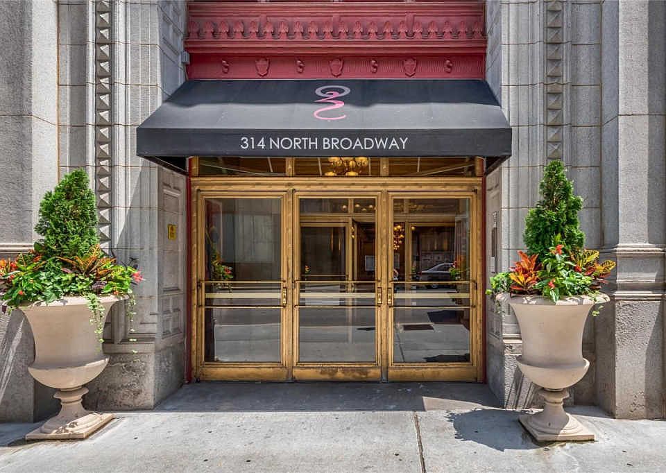 1st image of 314 N Broadway #601