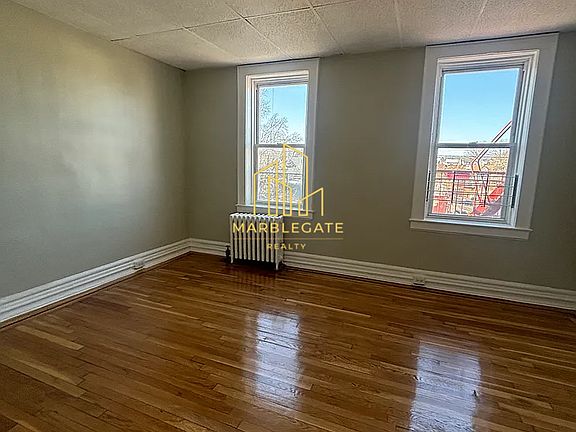 5th image of 2 Columbia Ave #3022