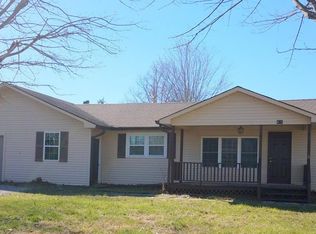 826 Gainesboro Hwy, Baxter, TN 38544