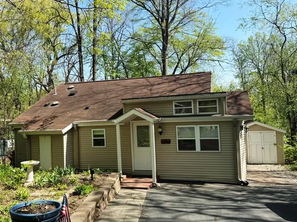 36 Highview Lane, Edgerton, WI 53534