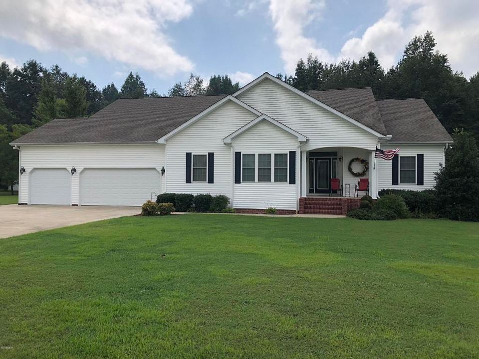 1st image of 2851 Juniper Dr