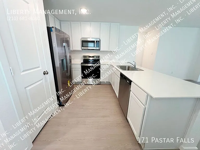 171 Pastar Fls — Photo 3