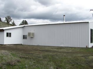 410 Old Highway Rd, Monument, OR 97864