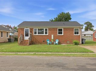 109 Parkview Pl, Hampton, VA 23664