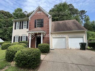8157 Sterling Lakes Dr, Covington, GA 30014