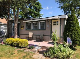 33 North Ave, Madison, CT 06443