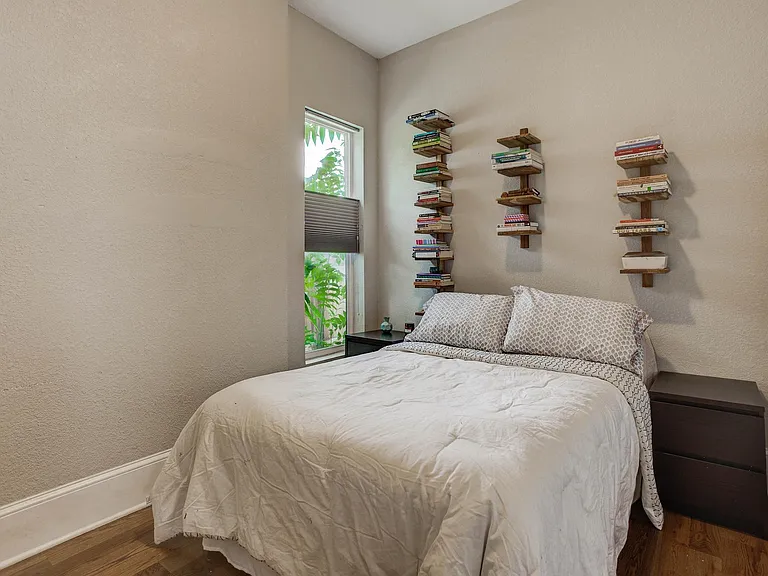 3777 N Franklin St — Photo 7