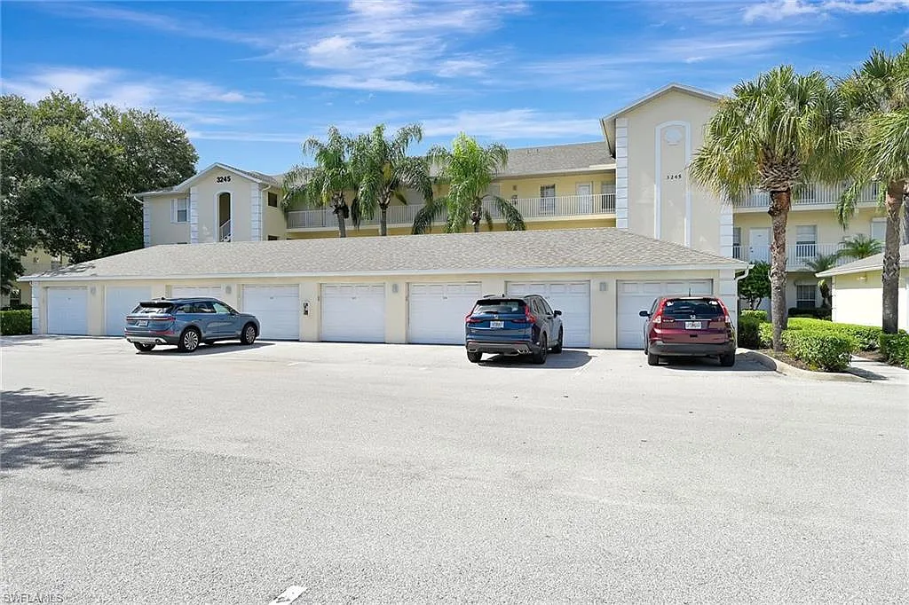 3245 Cypress Glen Way — Photo 1