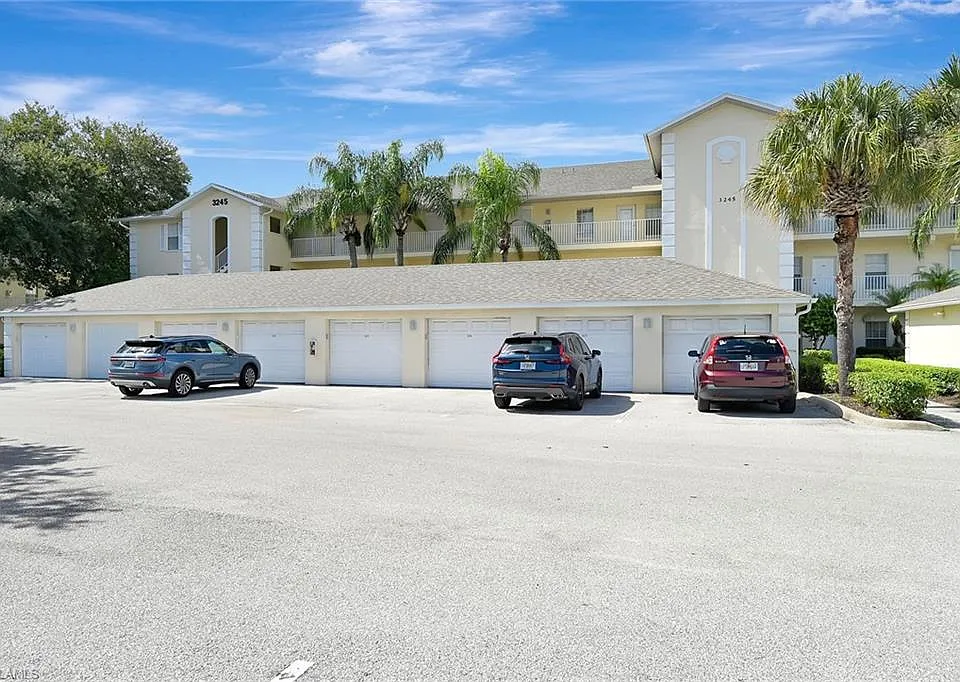 3245 Cypress Glen Way #504