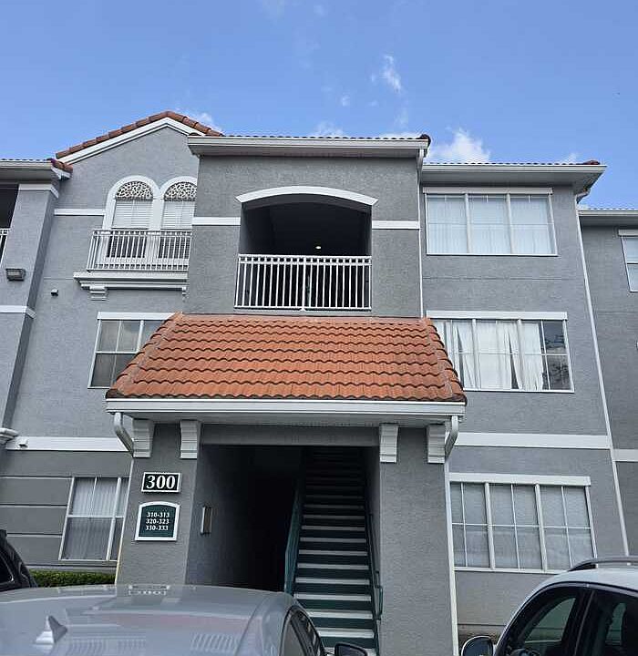 1st image of 18001 Richmond Place Dr APT 322