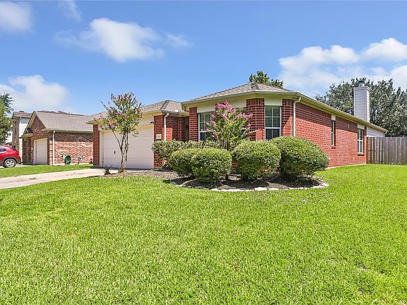 2nd image of 2822 Foster Hill Dr