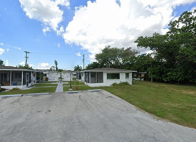 1st image of 4908 Viceroy Ct #1