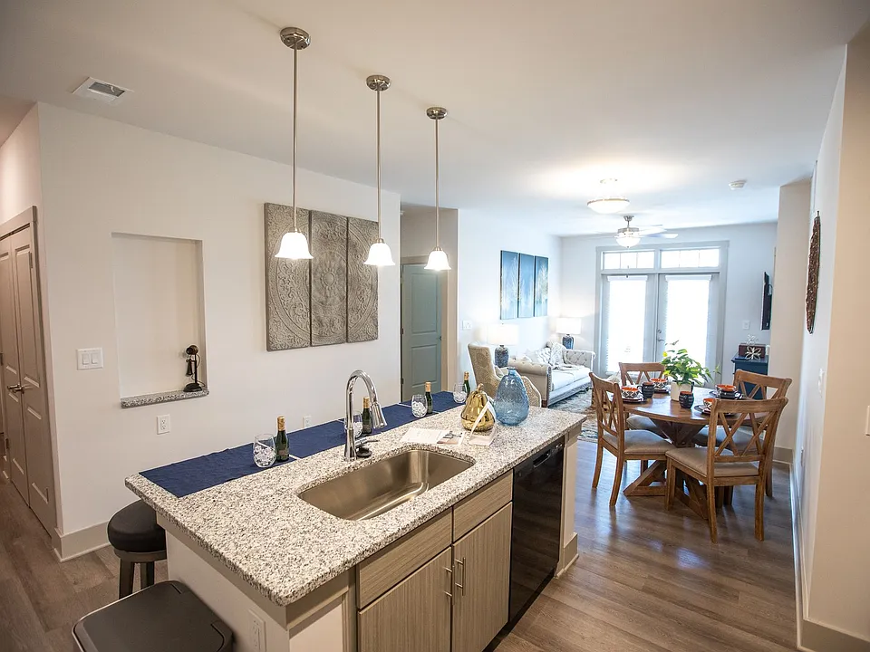 Berkmar Landing Apartments