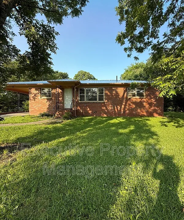 317 Sunhill Rd