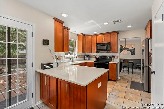 7306 Park West Dr — Photo 13