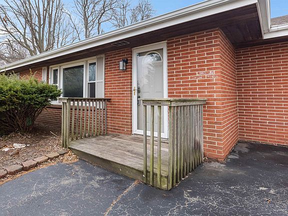 3rd image of 7551 Terrier Ln