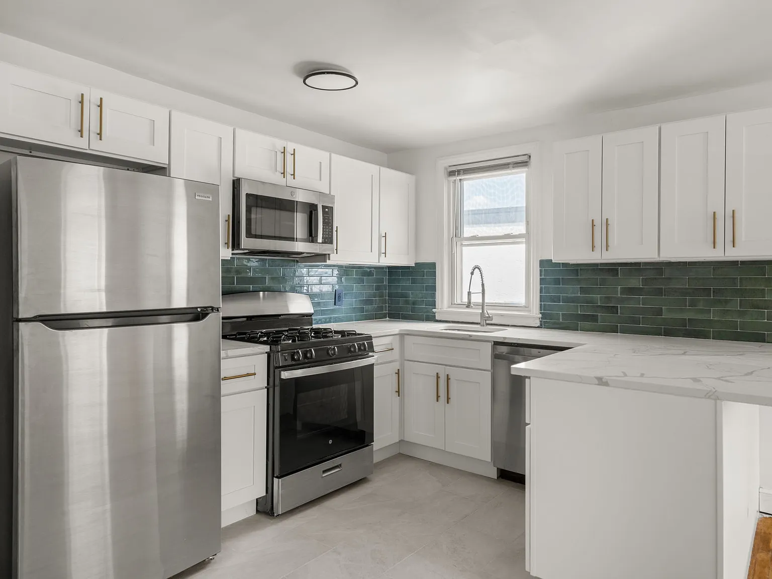 1 bed, 620 sqft, $1,575 — Photo 1