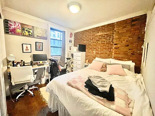 Rented by Century 21 Premier  | media 10