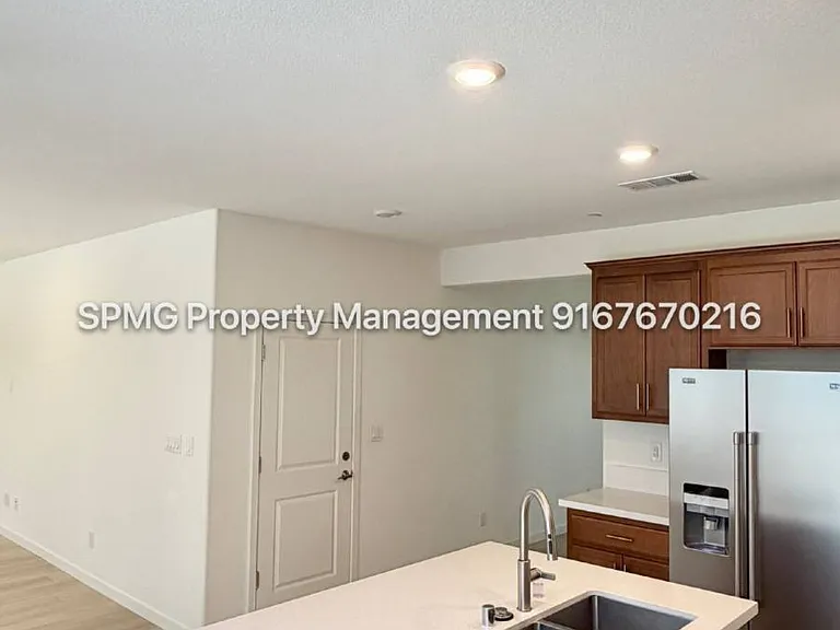 3609 Silver Pine Ln — Photo 10