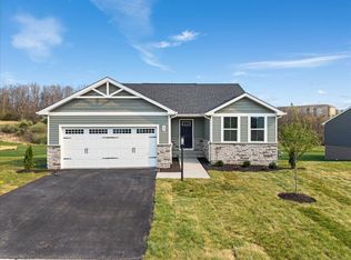 42 Montvue Dr, Fishersville, VA