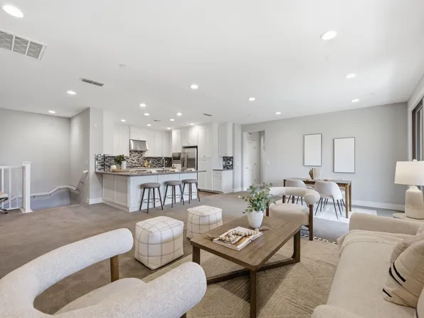 681 Sandalwood Dr Unit 4, Livermore, CA 94551