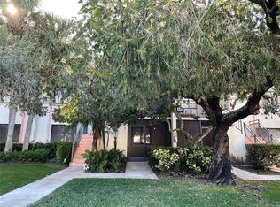 417 Lakeview Dr APT 104, Fort Lauderdale, FL 33326