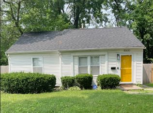 10630 Albany Ave, Oak Park, MI 48237