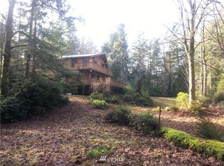 220 Salmonberry Ln, Quilcene, WA 98376