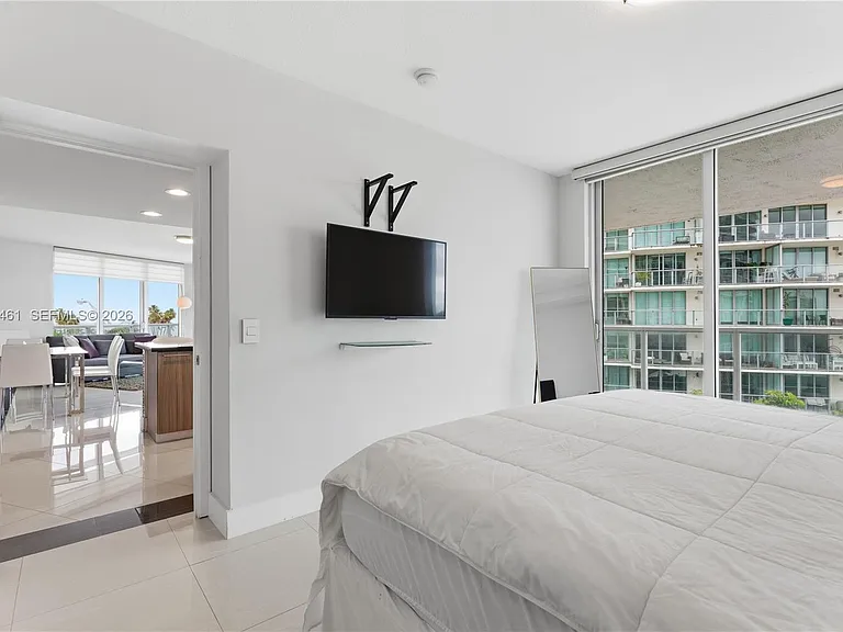 6700 Indian Creek Dr #502 — Photo 19