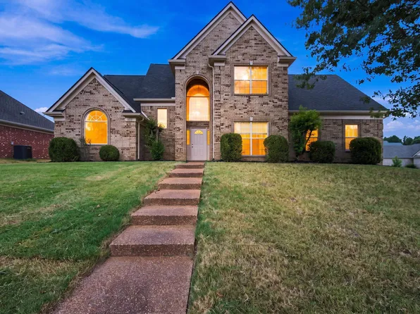 1472 Pemberton Ln, Cordova, TN 38016