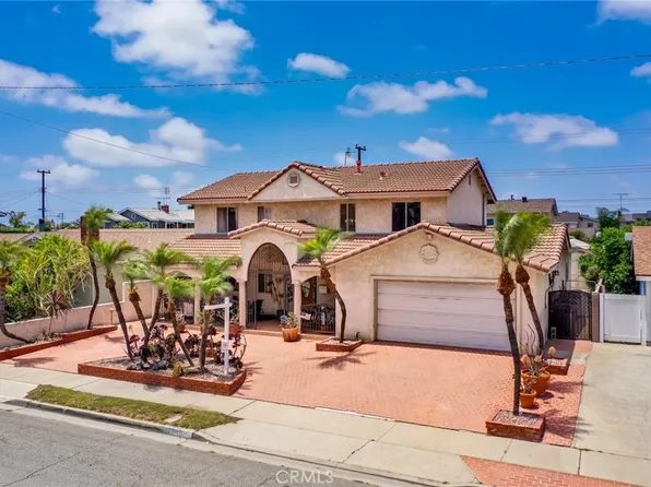 10211 Tanforan Dr, Cypress, CA 90630