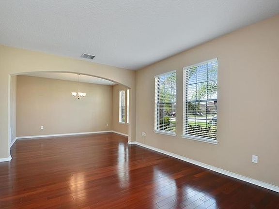 4th image of 2800 Orangebud Dr