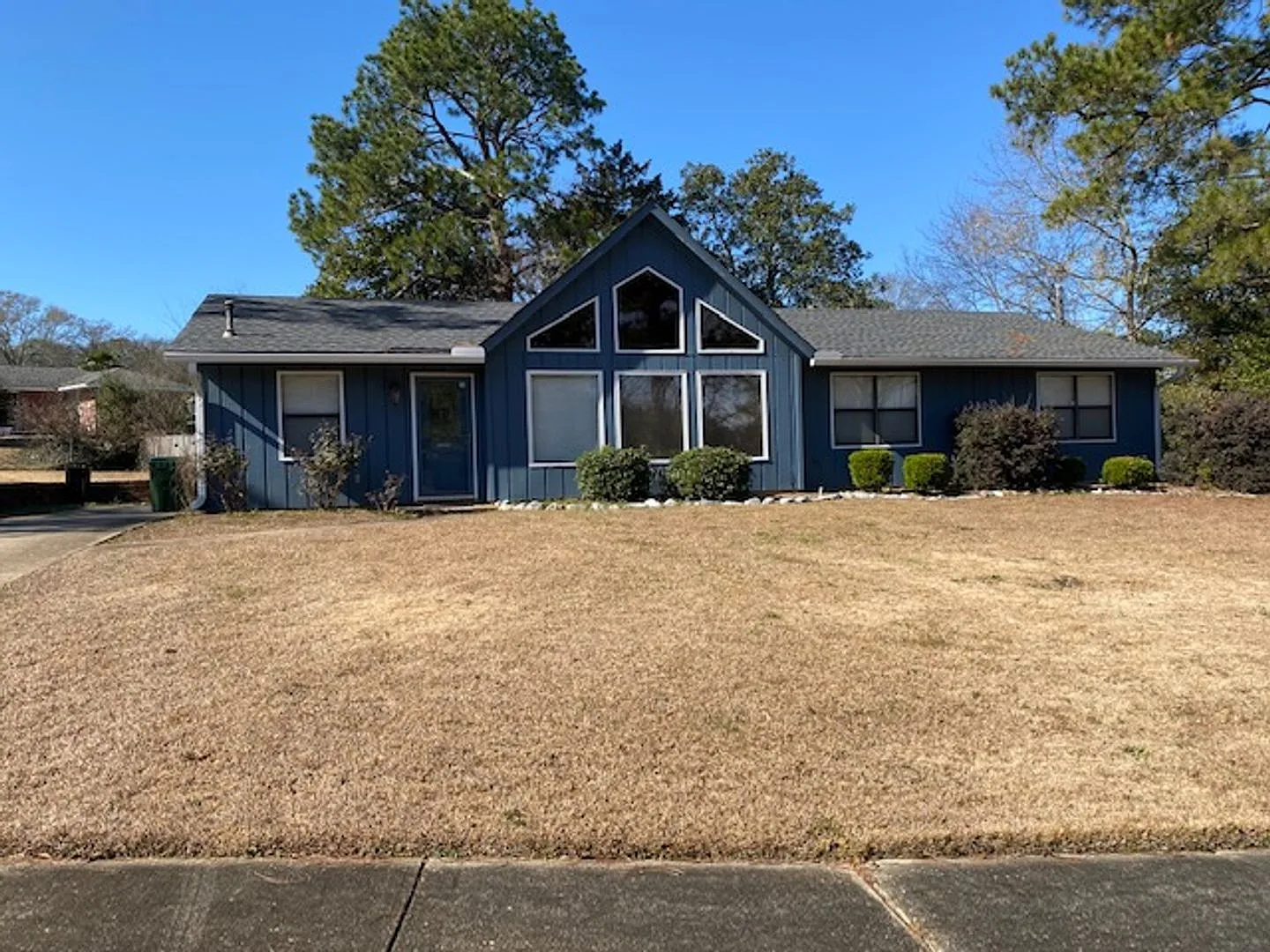 5416 Handel Drive — Photo 2