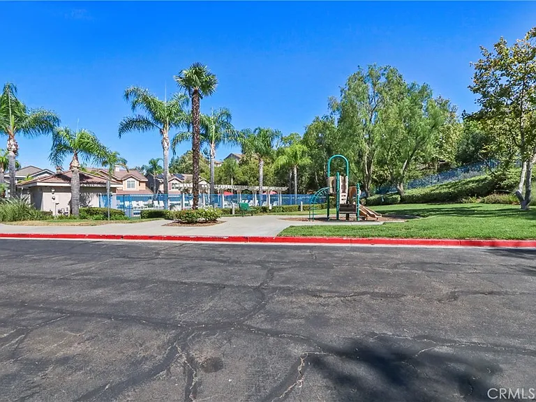 16171 Woodrow Ct — Photo 20